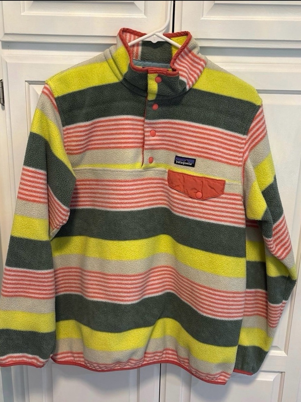 Patagonia Women’s Synchilla Fleece pullover stripe - yellow/orange/green - Large